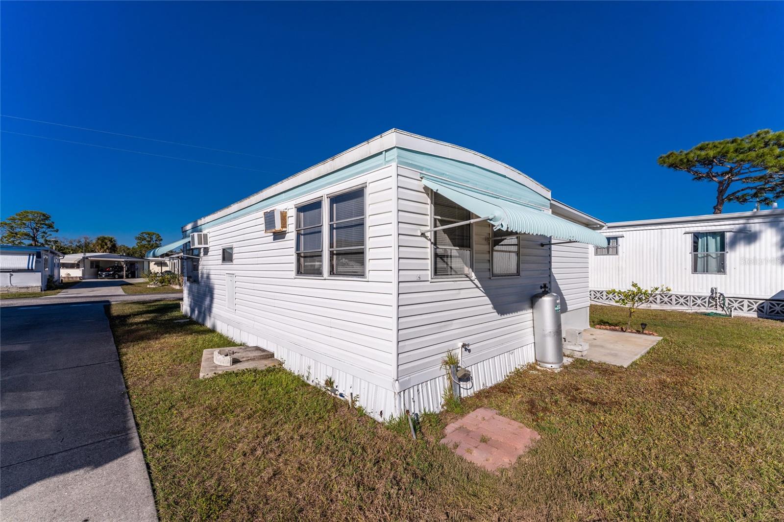 BROOK TO BAY - Residential