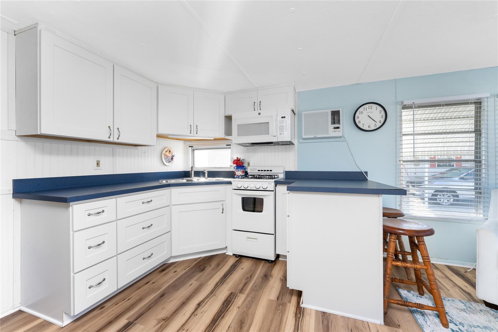 BROOK TO BAY - Residential