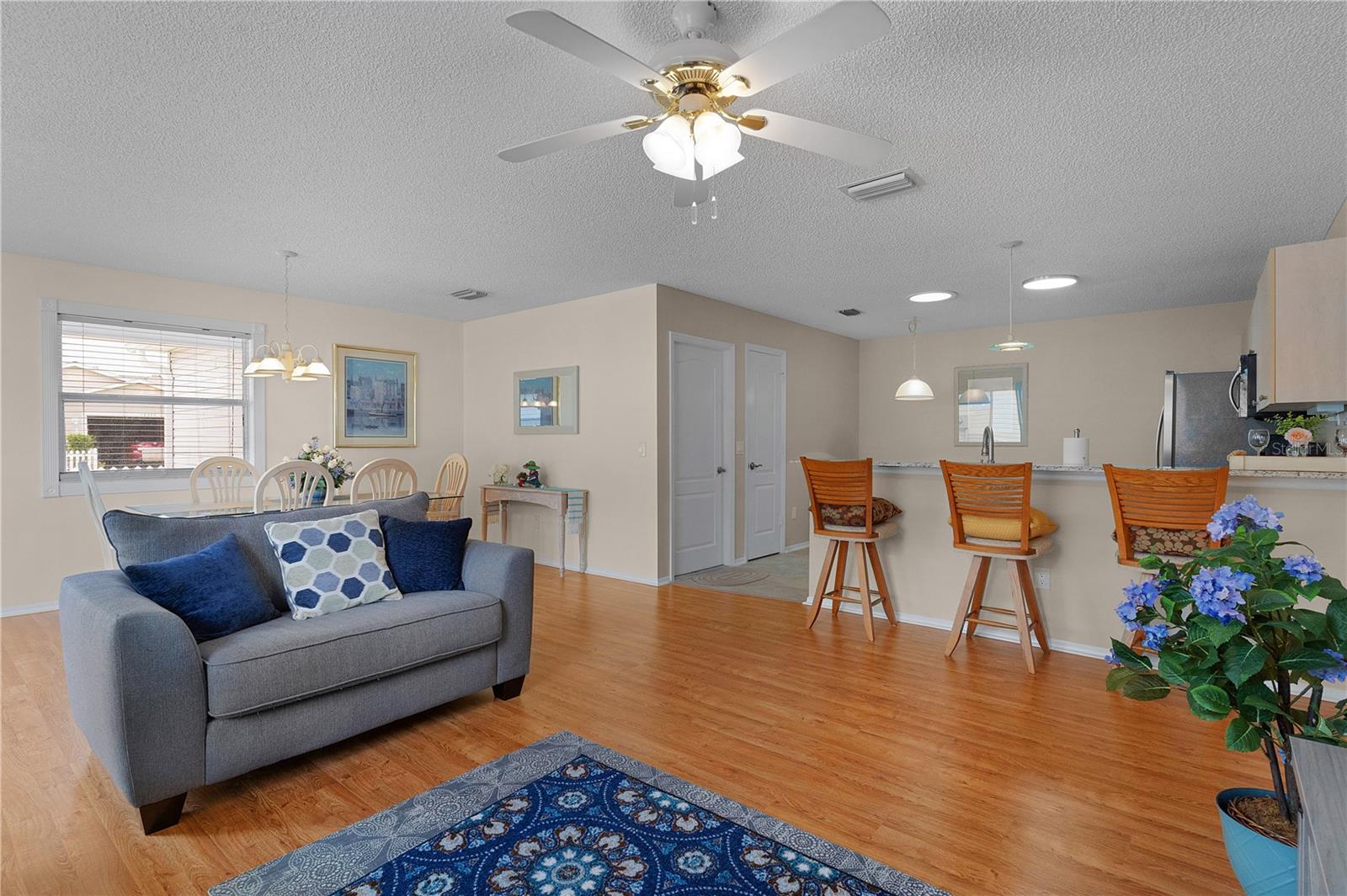 VILLAS/SUNNYSIDE - Residential