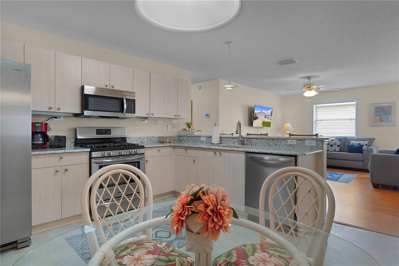 VILLAS/SUNNYSIDE - Residential