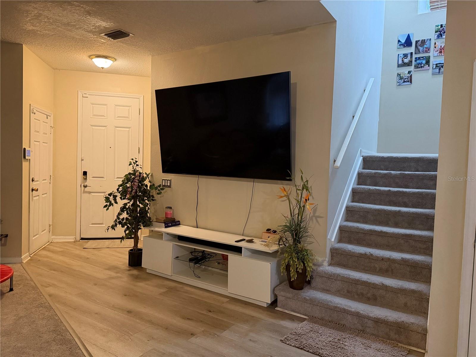 SOUTH BAY LKS-UN 1 - Residential