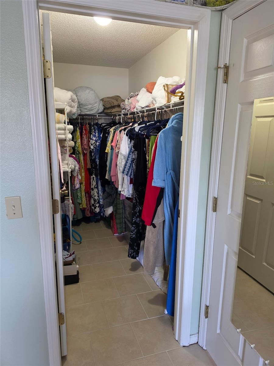 DELTONA WOODS UNIT 02 - Residential