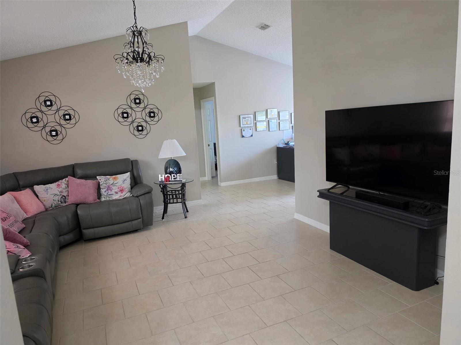 DELTONA WOODS UNIT 02 - Residential