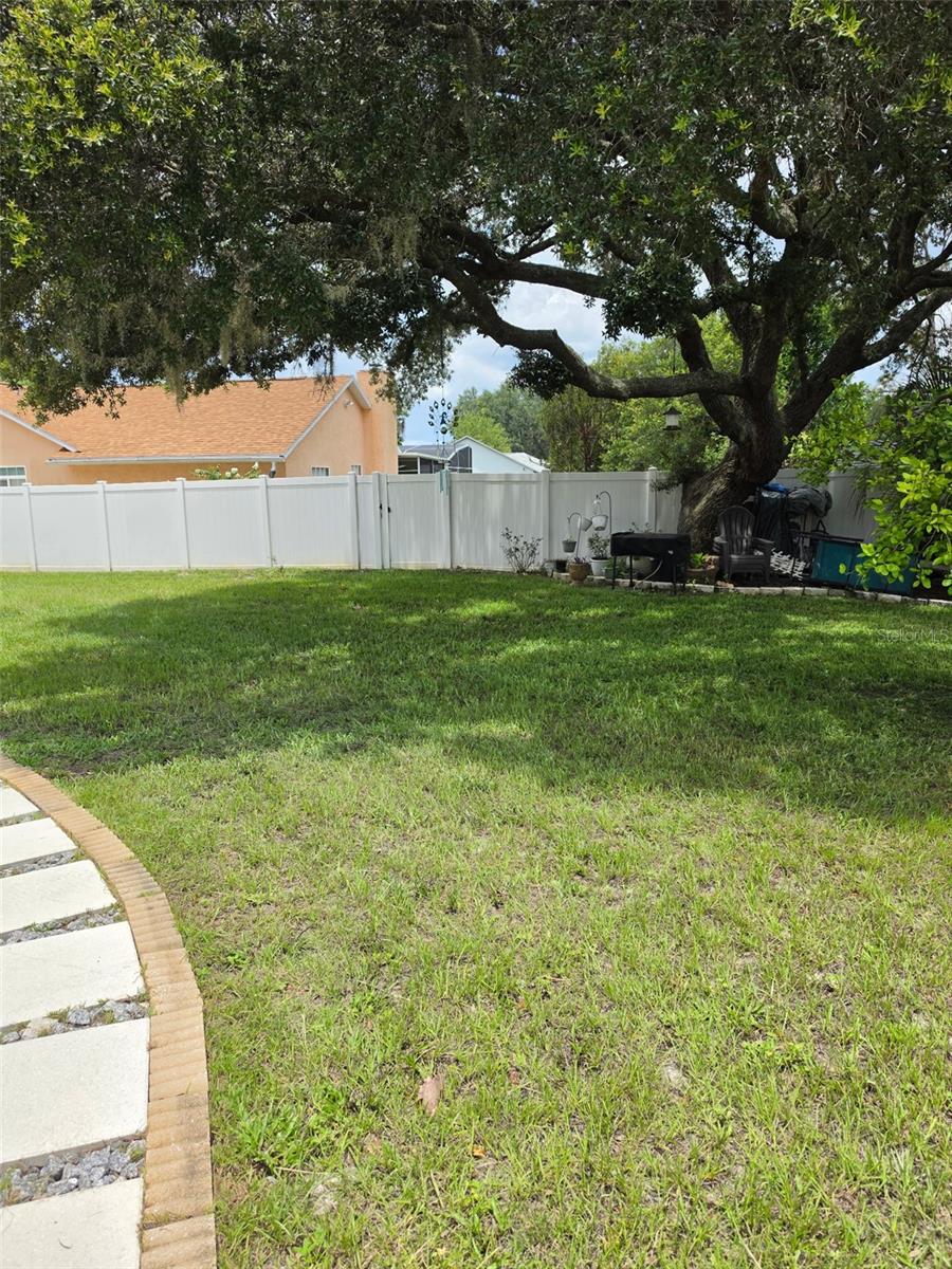 DELTONA WOODS UNIT 02 - Residential