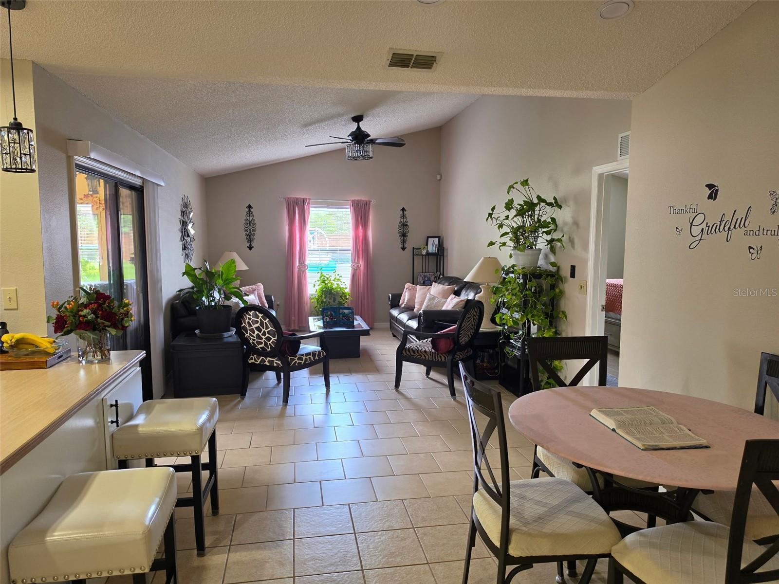 DELTONA WOODS UNIT 02 - Residential