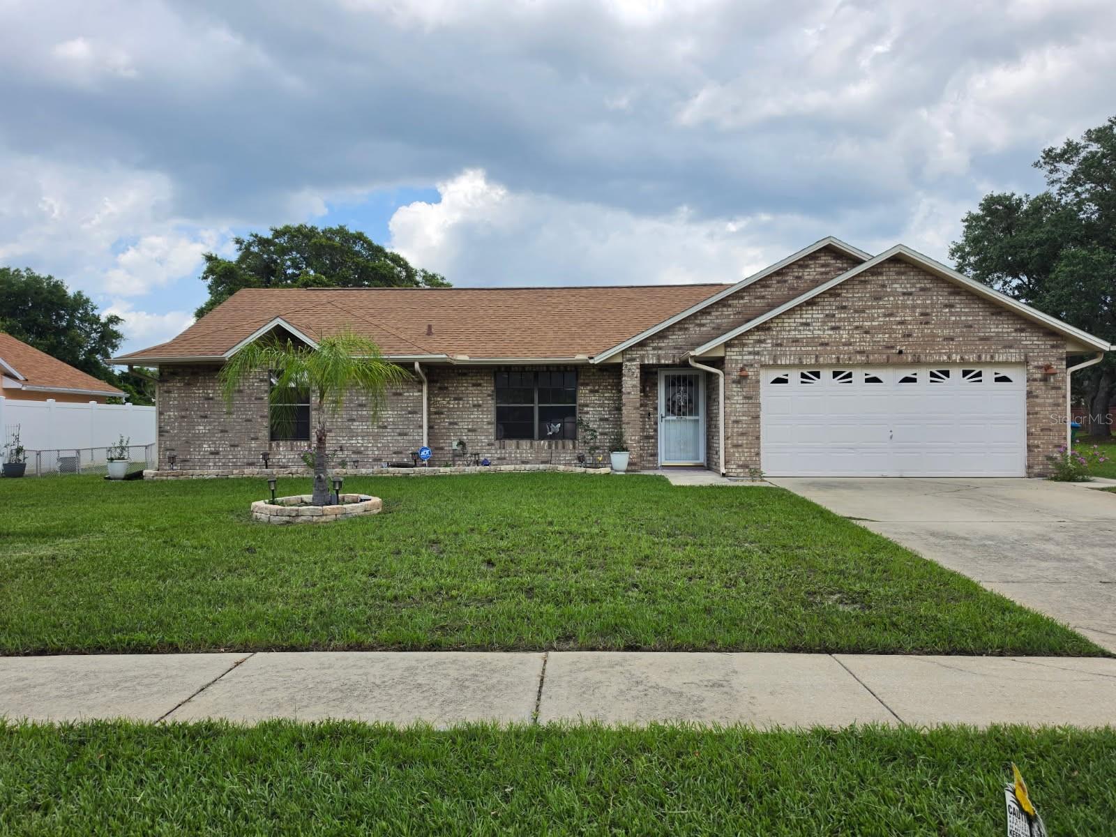 DELTONA WOODS UNIT 02 - Residential