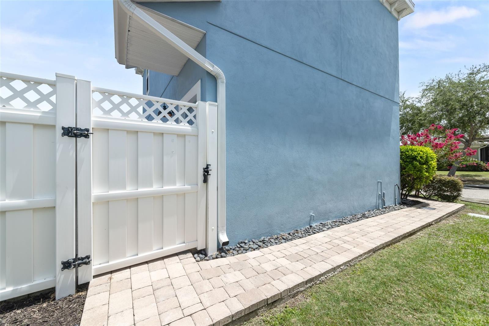 MIRABAY PARCELS 21 & 23 - Residential