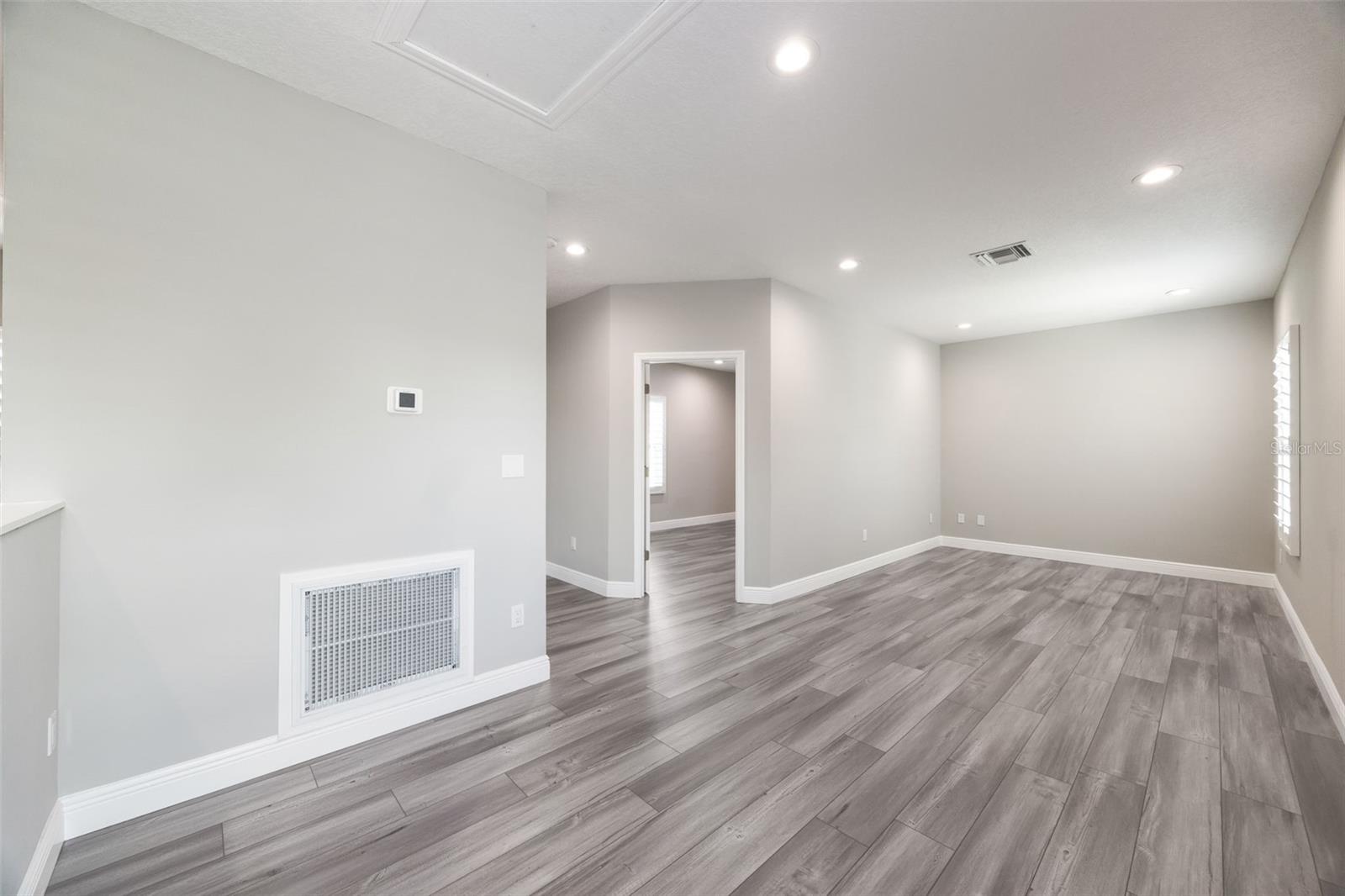 MIRABAY PARCELS 21 & 23 - Residential