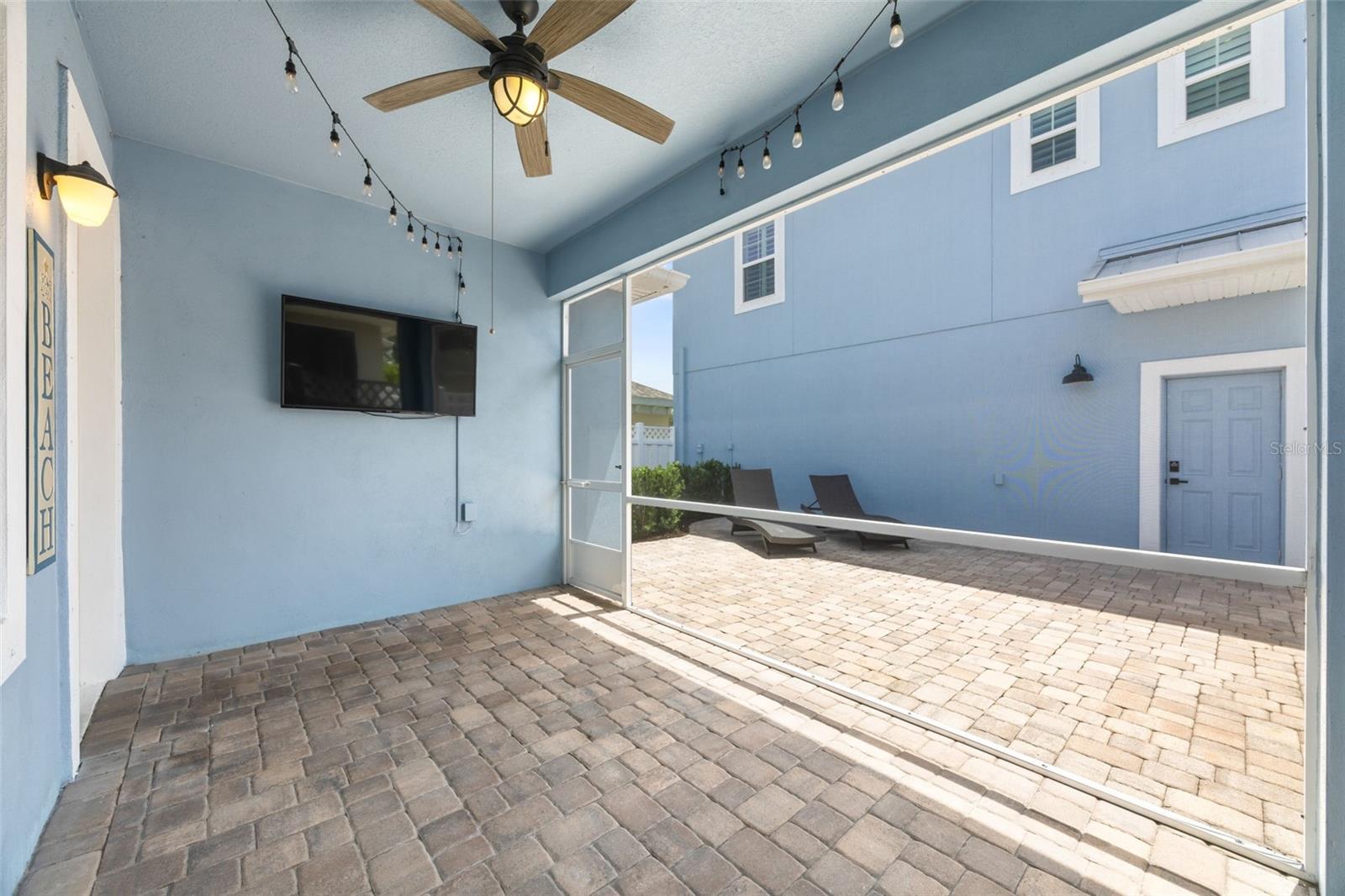 MIRABAY PARCELS 21 & 23 - Residential