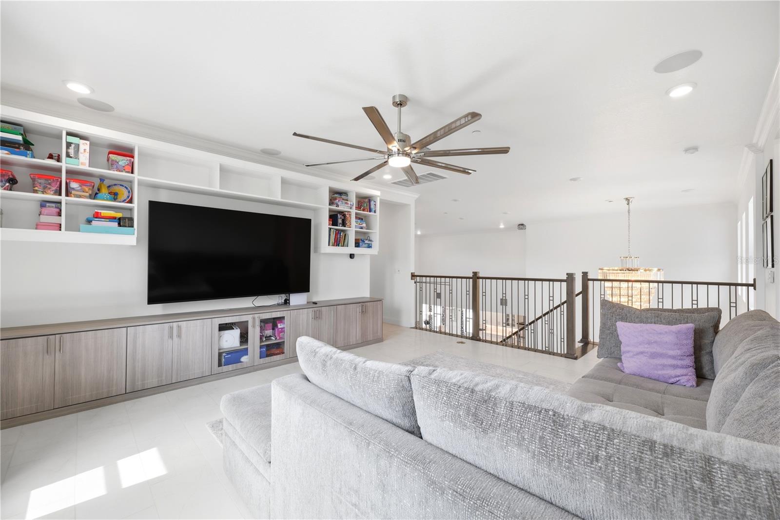 LIVINGSTON GROVE - Residential