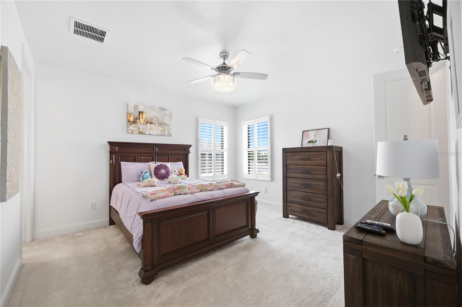 LIVINGSTON GROVE - Residential