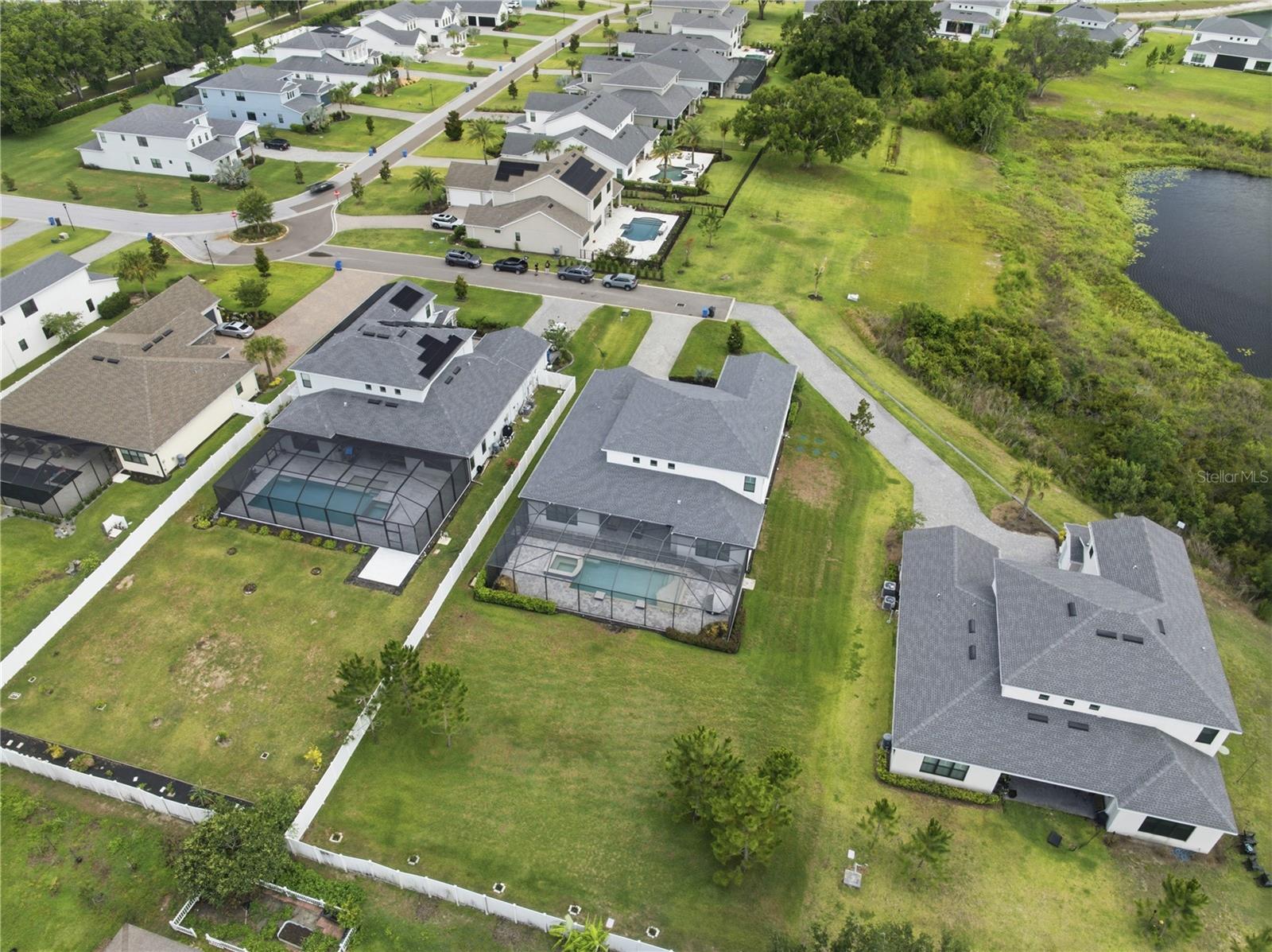LIVINGSTON GROVE - Residential