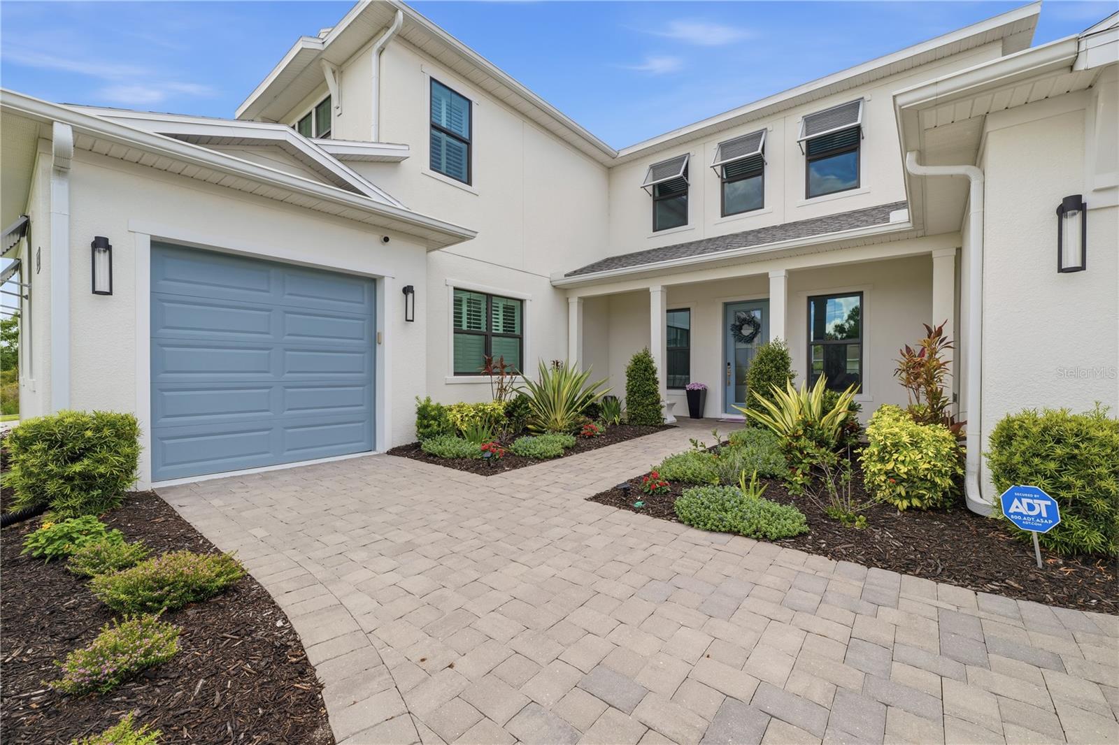 LIVINGSTON GROVE - Residential