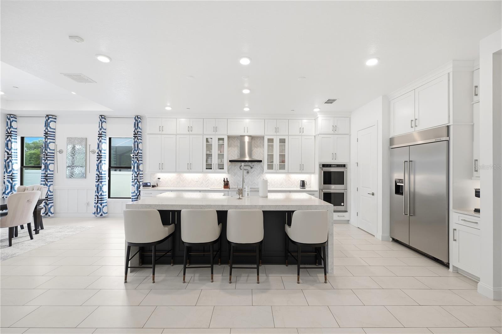 LIVINGSTON GROVE - Residential