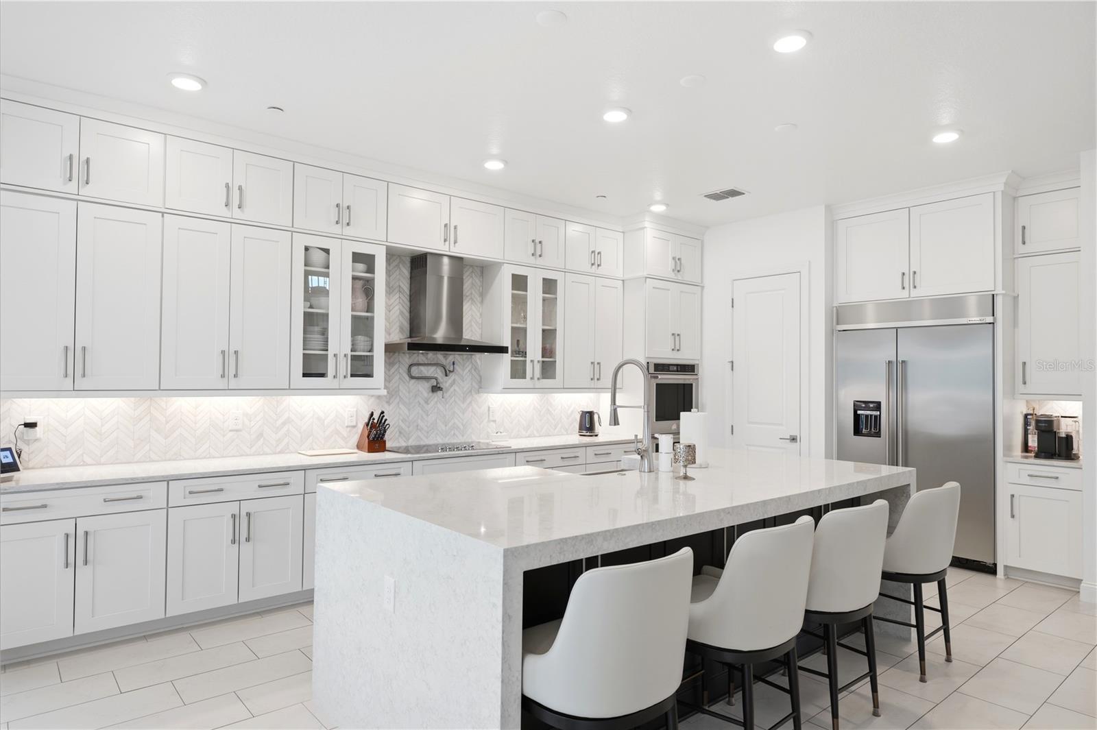 LIVINGSTON GROVE - Residential