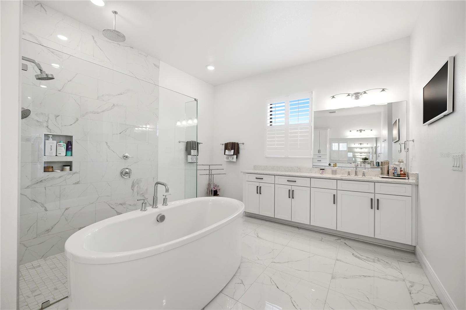 LIVINGSTON GROVE - Residential