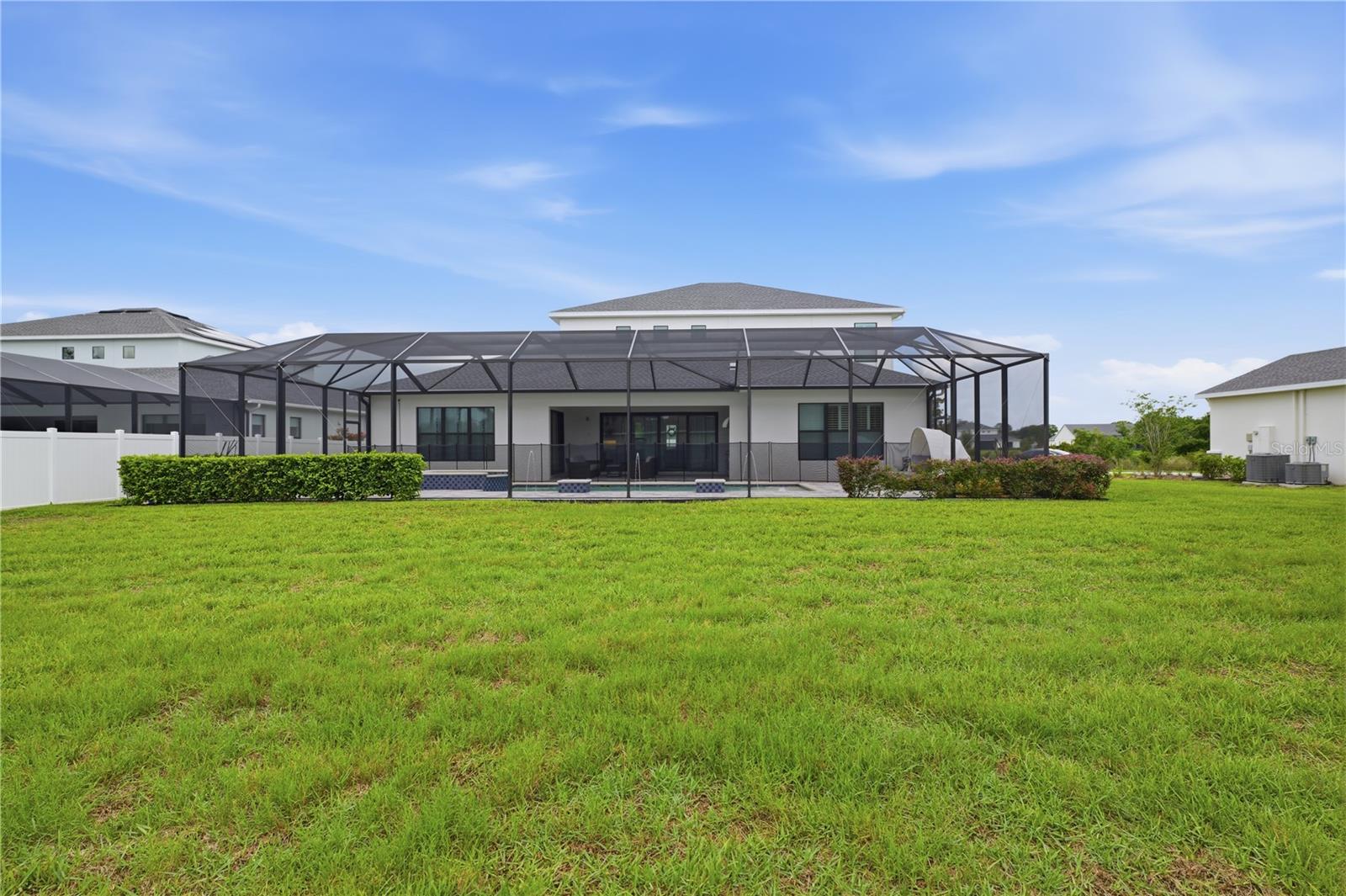 LIVINGSTON GROVE - Residential