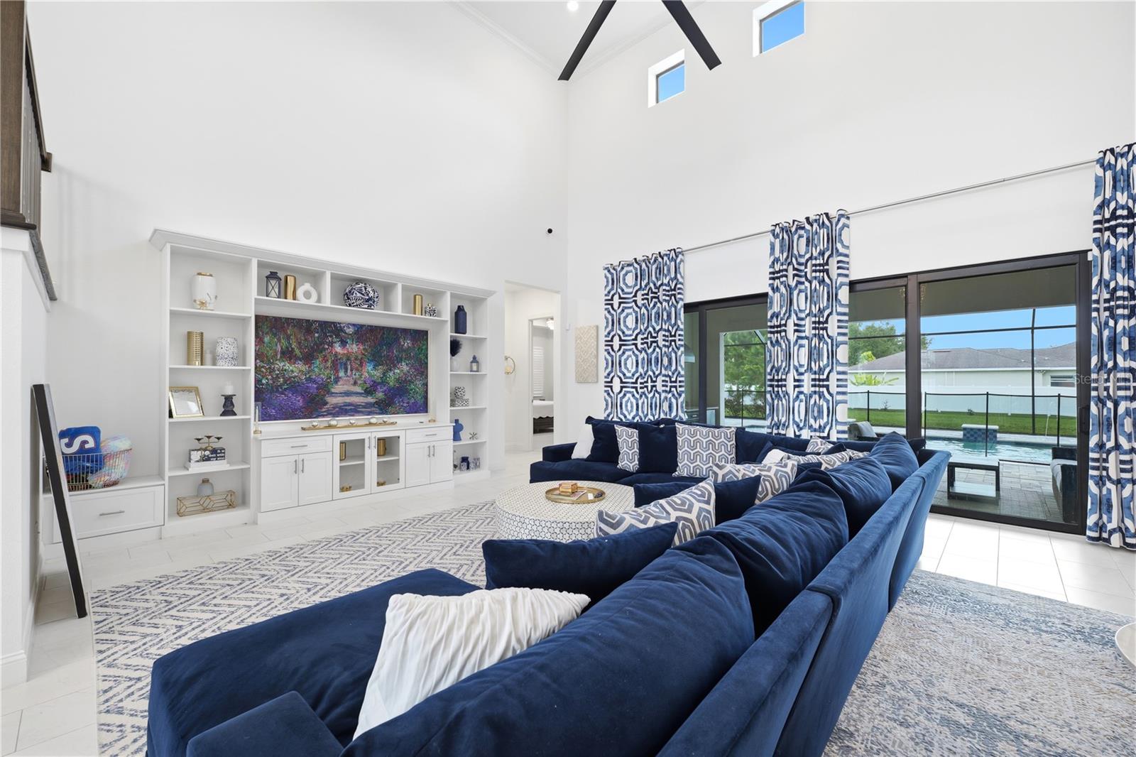LIVINGSTON GROVE - Residential