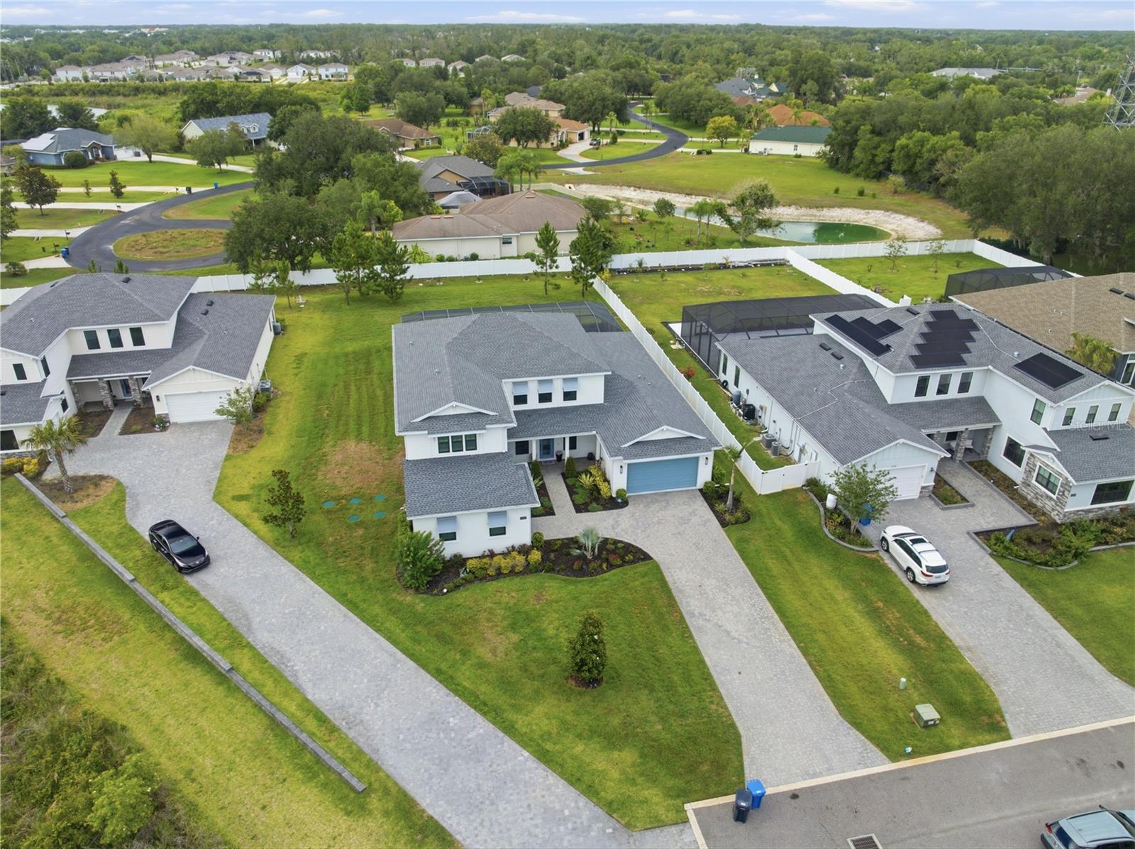 LIVINGSTON GROVE - Residential
