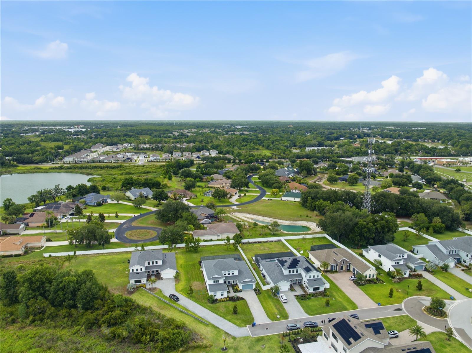 LIVINGSTON GROVE - Residential