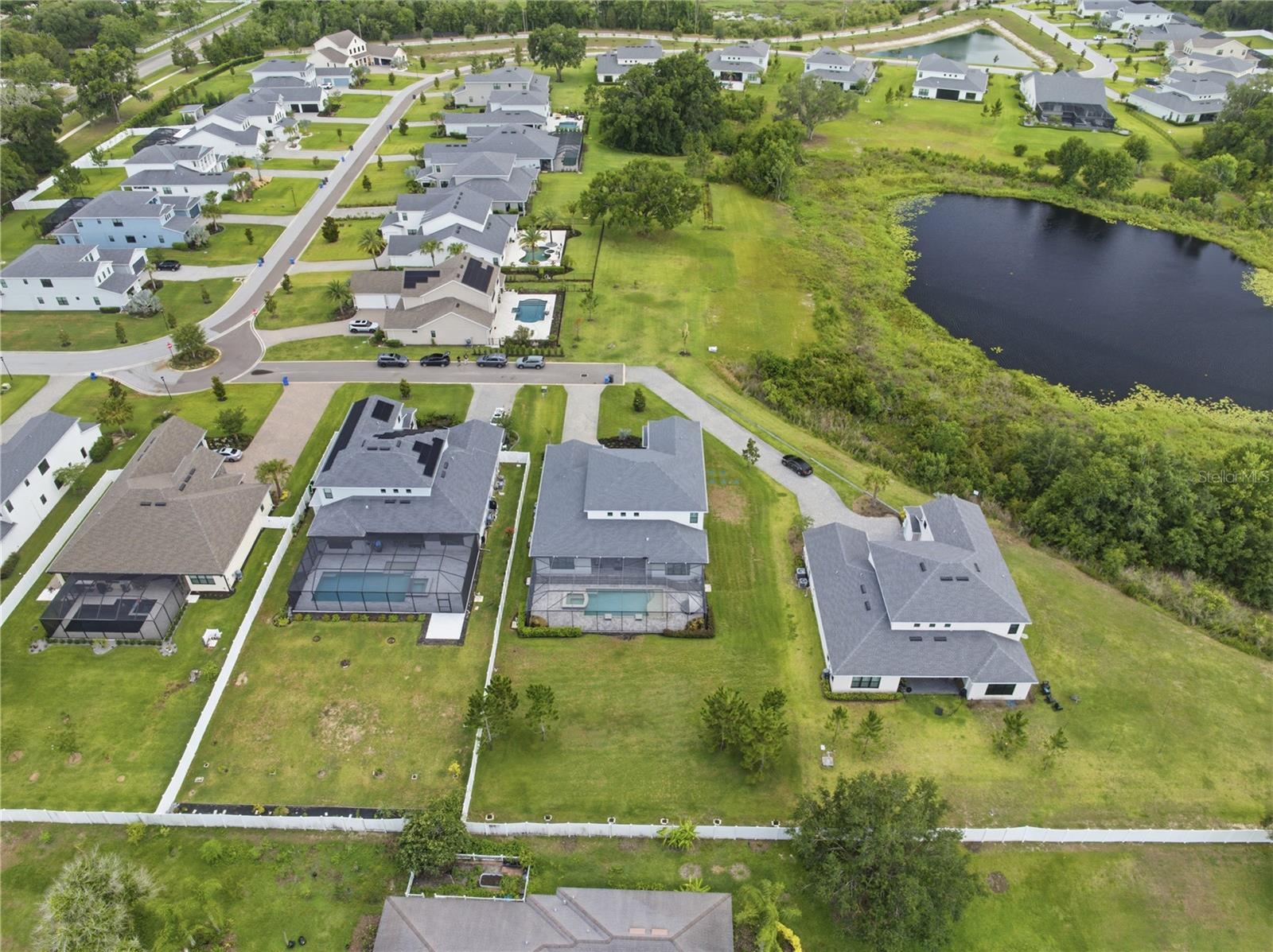 LIVINGSTON GROVE - Residential