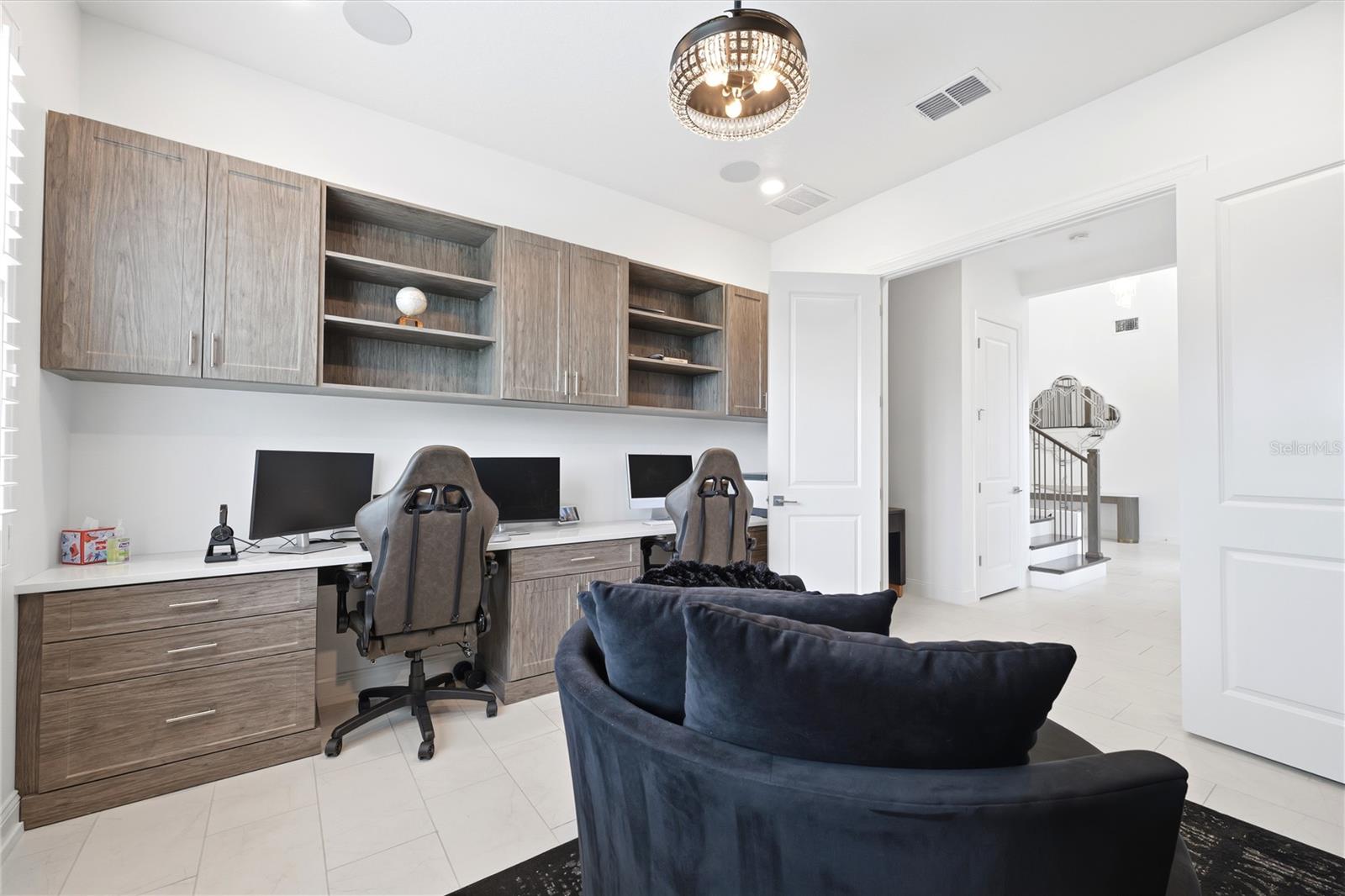 LIVINGSTON GROVE - Residential