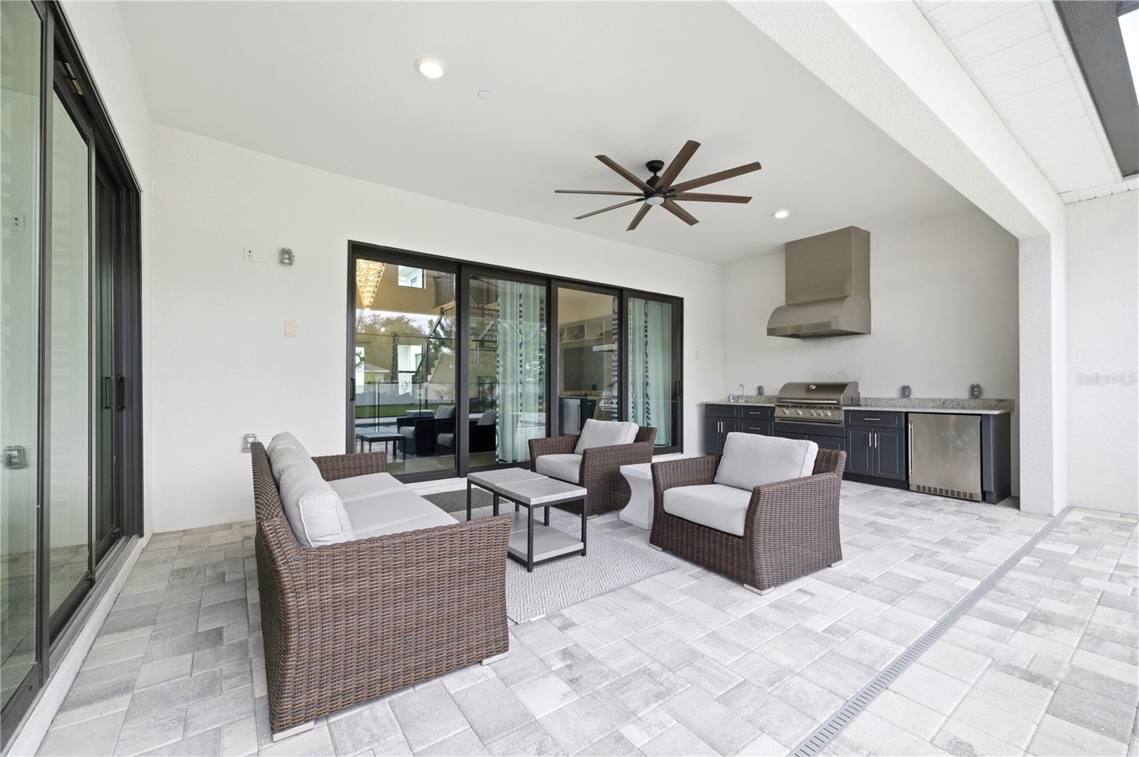 LIVINGSTON GROVE - Residential