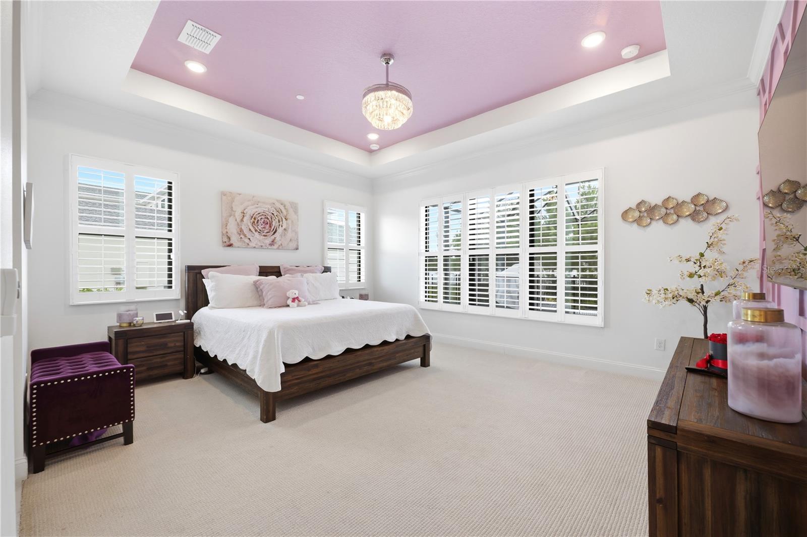 LIVINGSTON GROVE - Residential