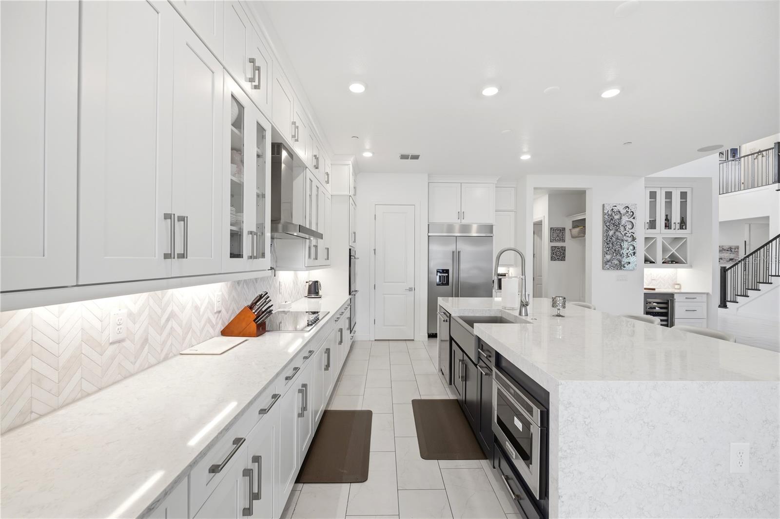 LIVINGSTON GROVE - Residential