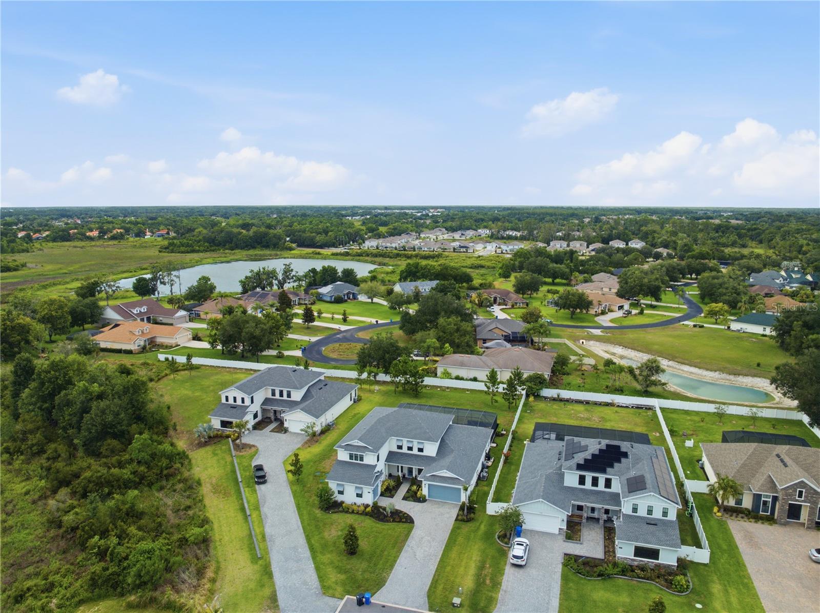 LIVINGSTON GROVE - Residential