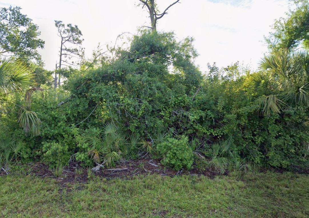 PORT CHARLOTTE SEC 069 - Land