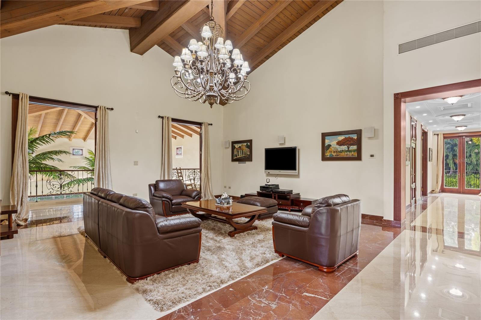URB. SAN PATRICIO - Residential
