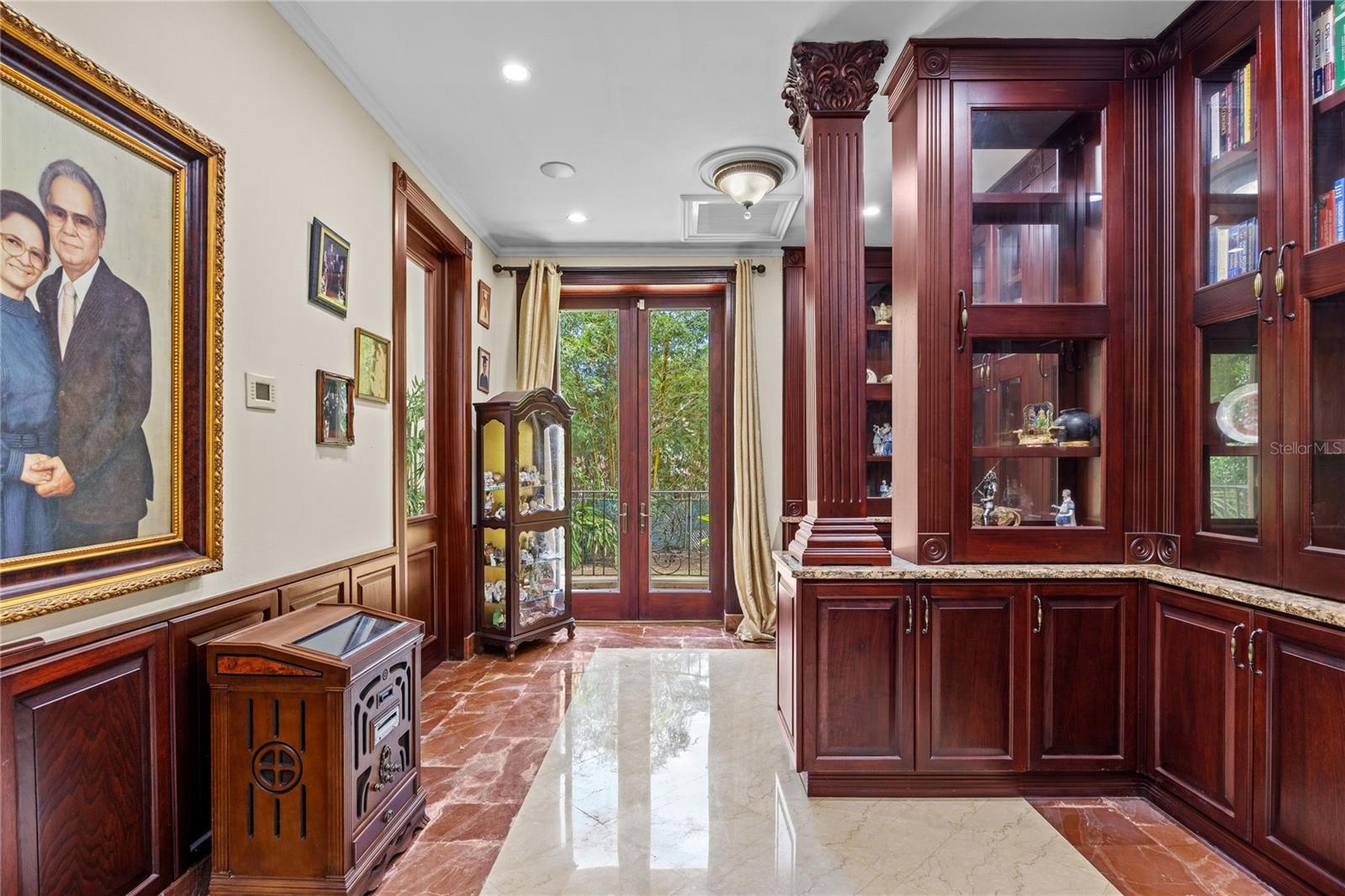 URB. SAN PATRICIO - Residential