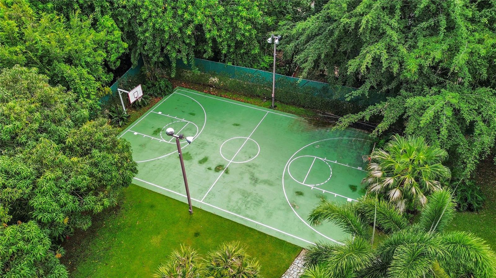 URB. SAN PATRICIO - Residential