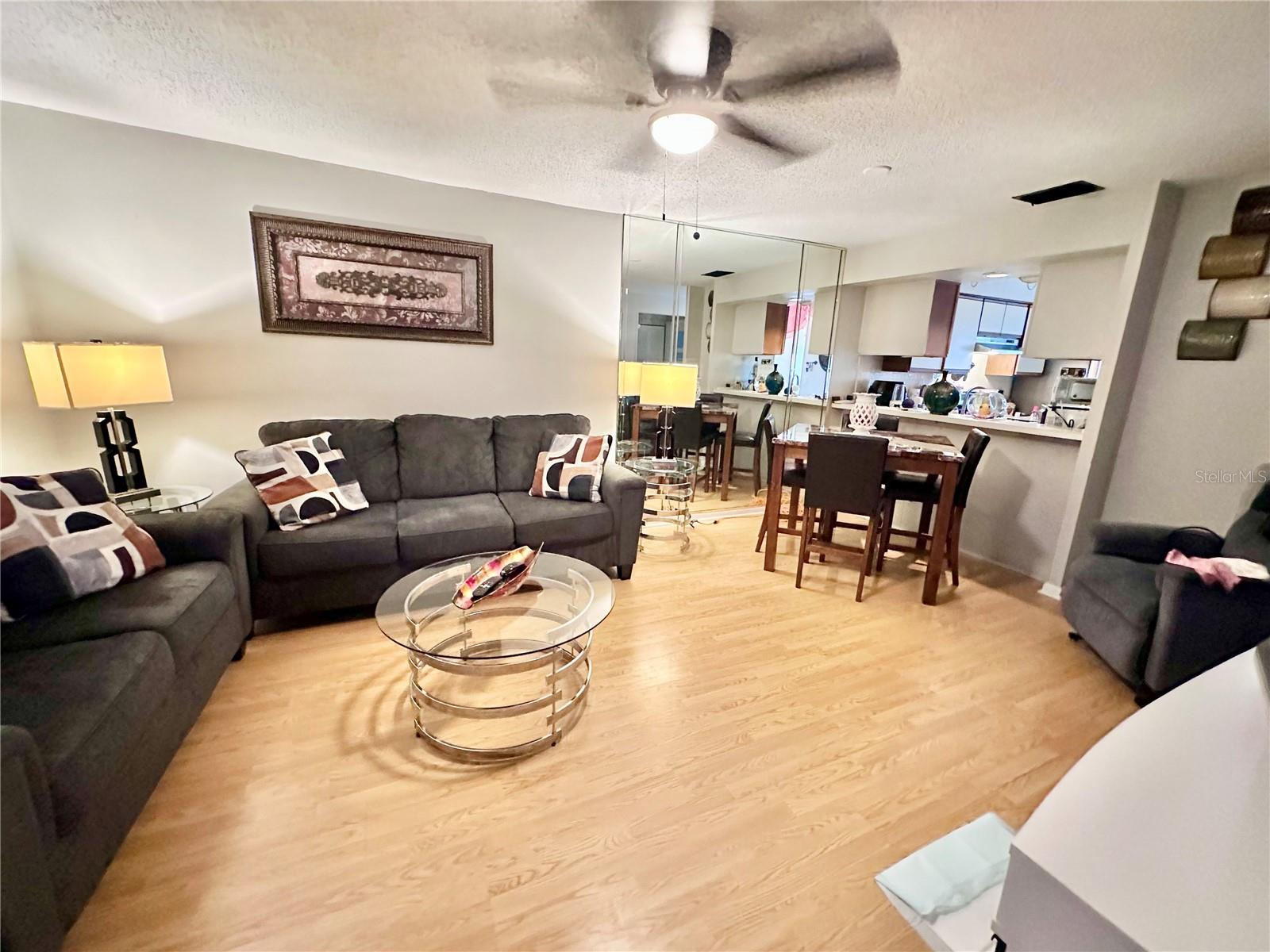 SUNNYBROOK CONDO 07 - Residential