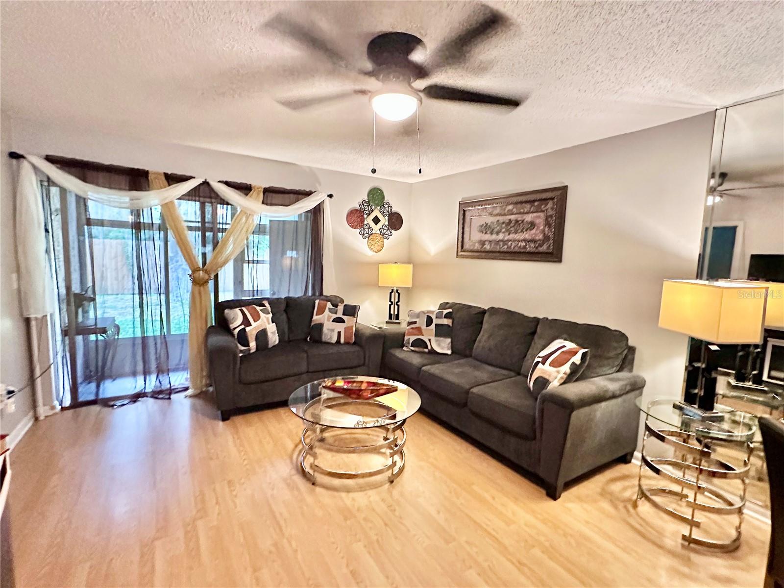 SUNNYBROOK CONDO 07 - Residential