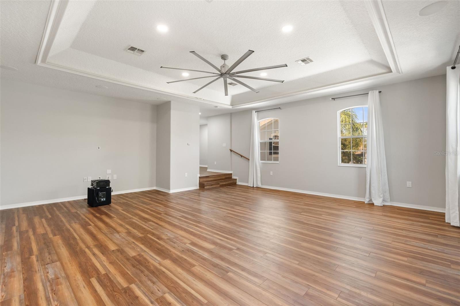 STONEYBROOK WEST - Residential