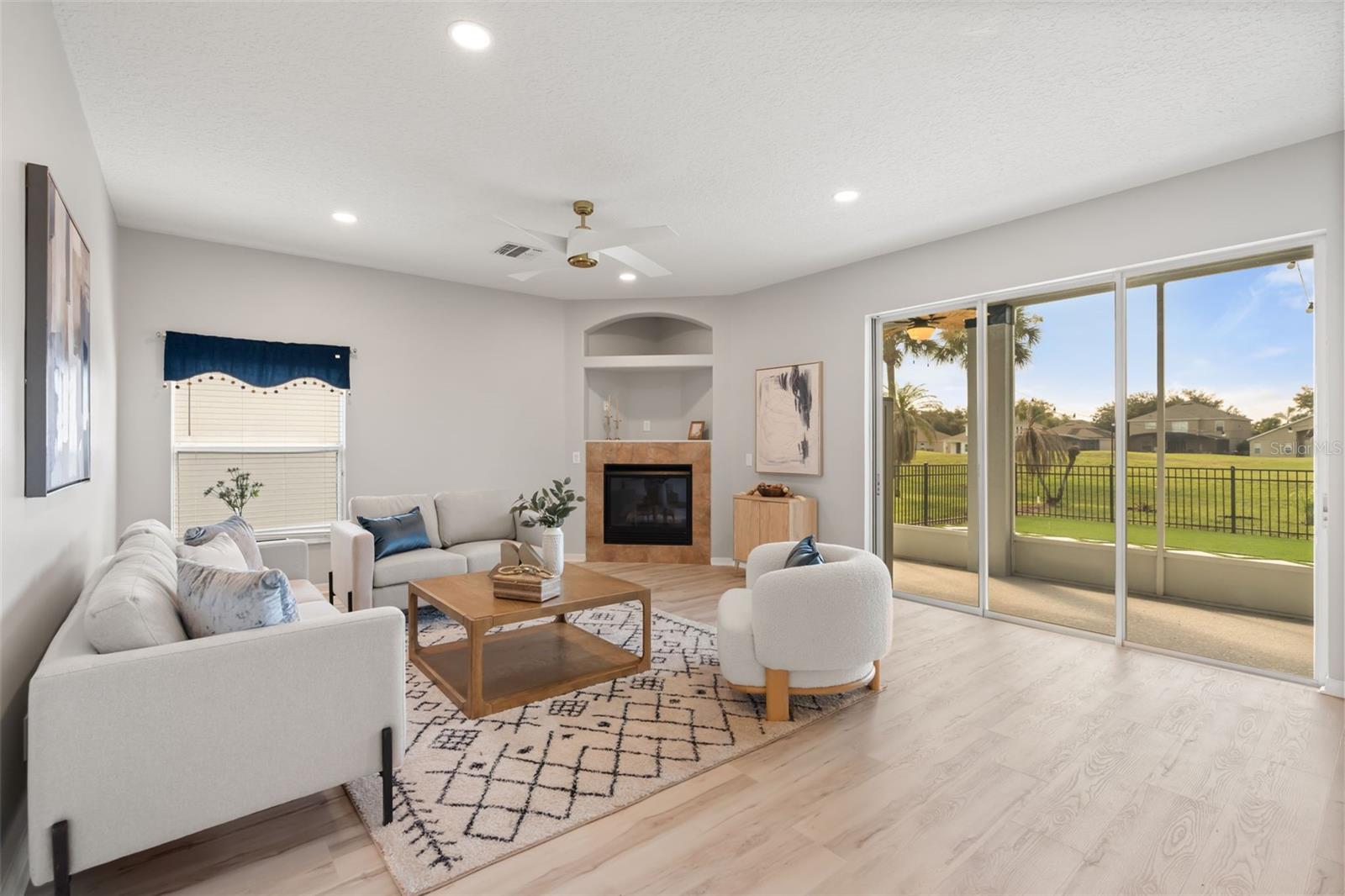STONEYBROOK WEST - Residential
