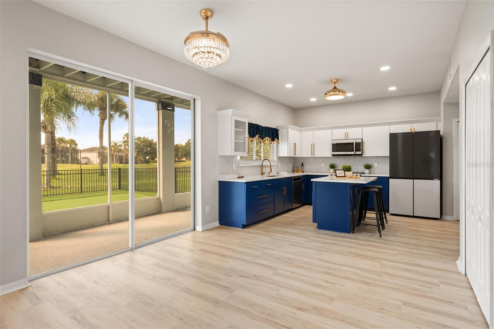 STONEYBROOK WEST - Residential