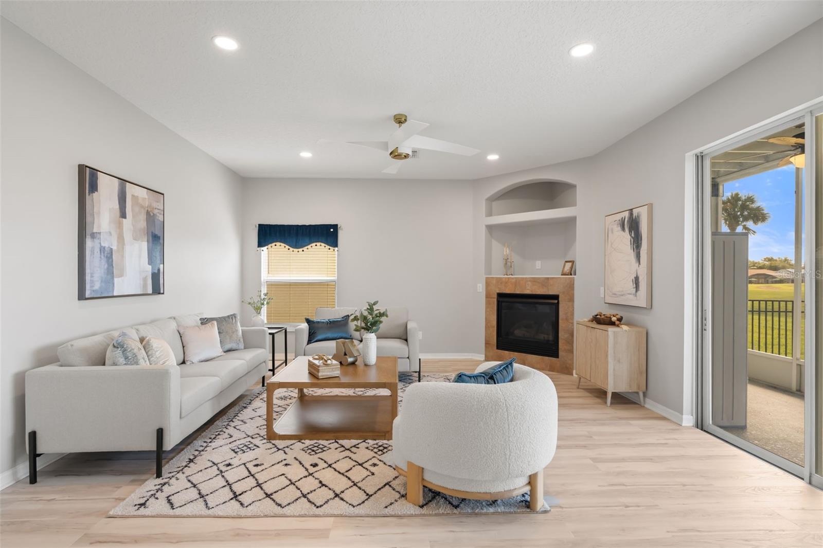 STONEYBROOK WEST - Residential