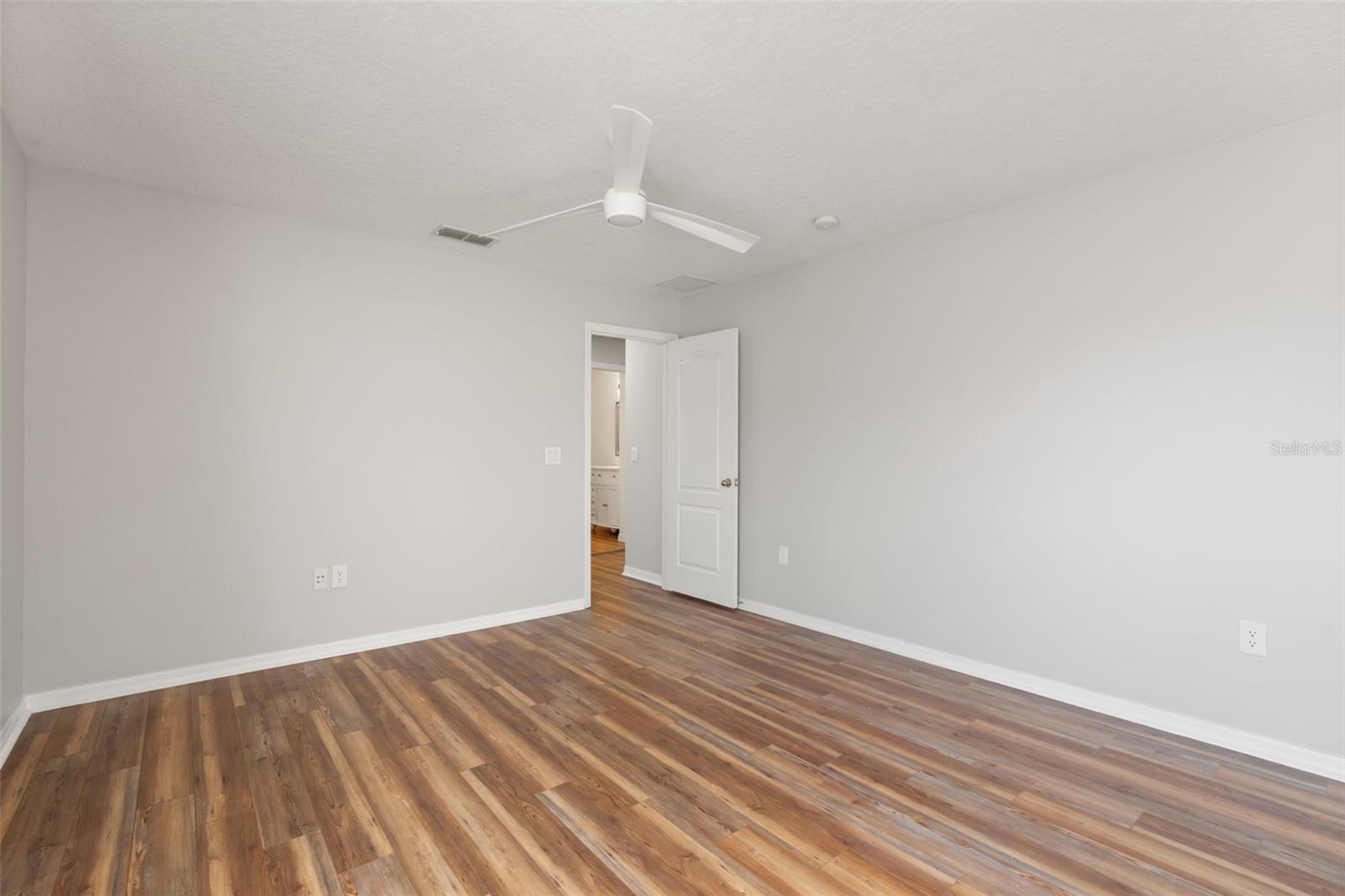STONEYBROOK WEST - Residential