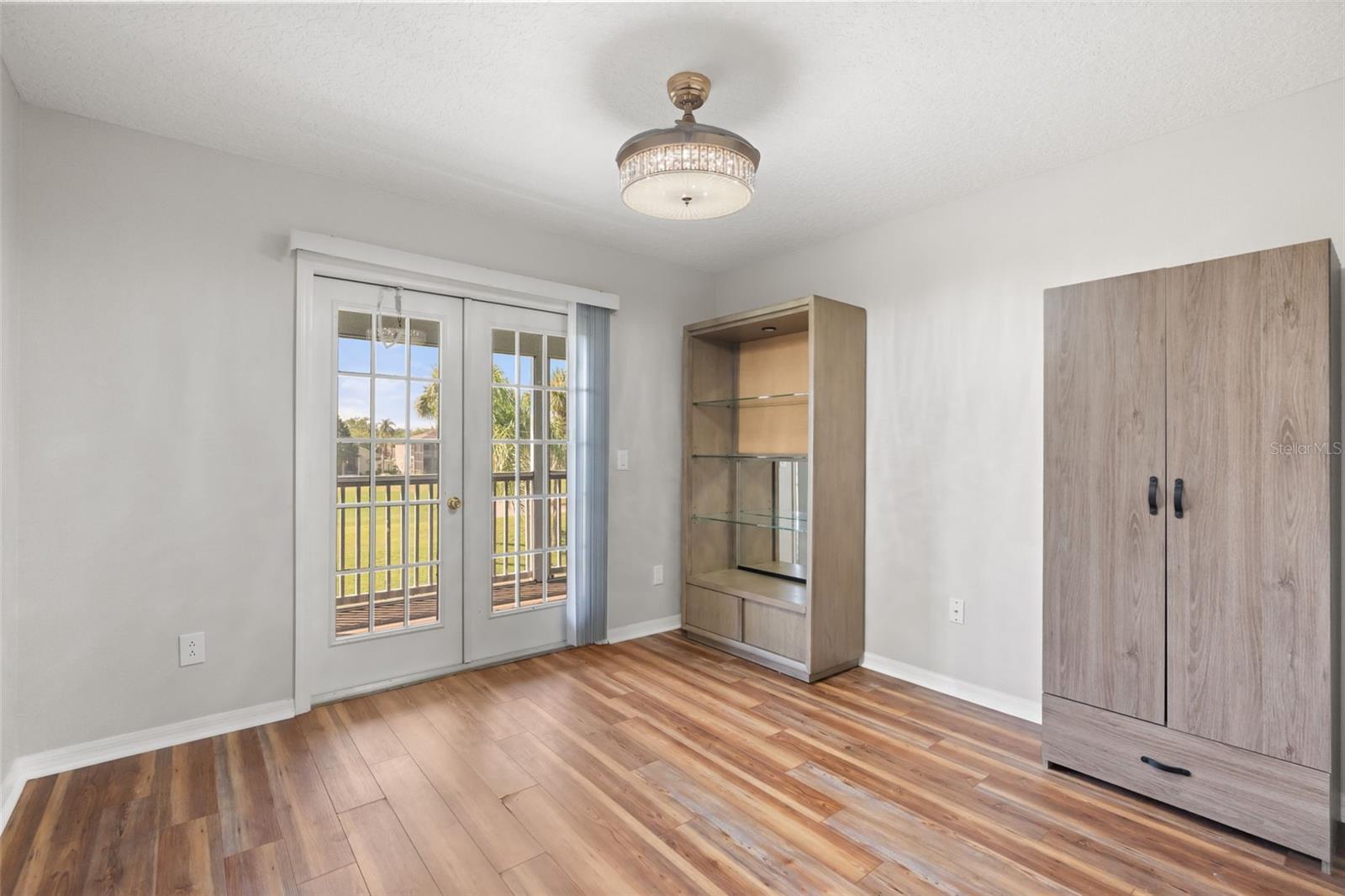 STONEYBROOK WEST - Residential