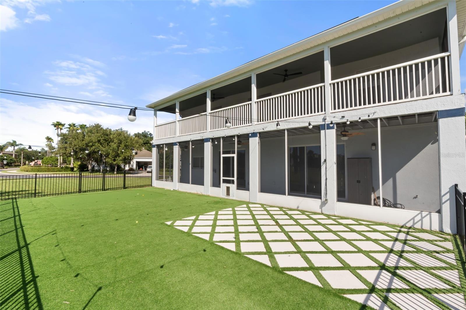 STONEYBROOK WEST - Residential