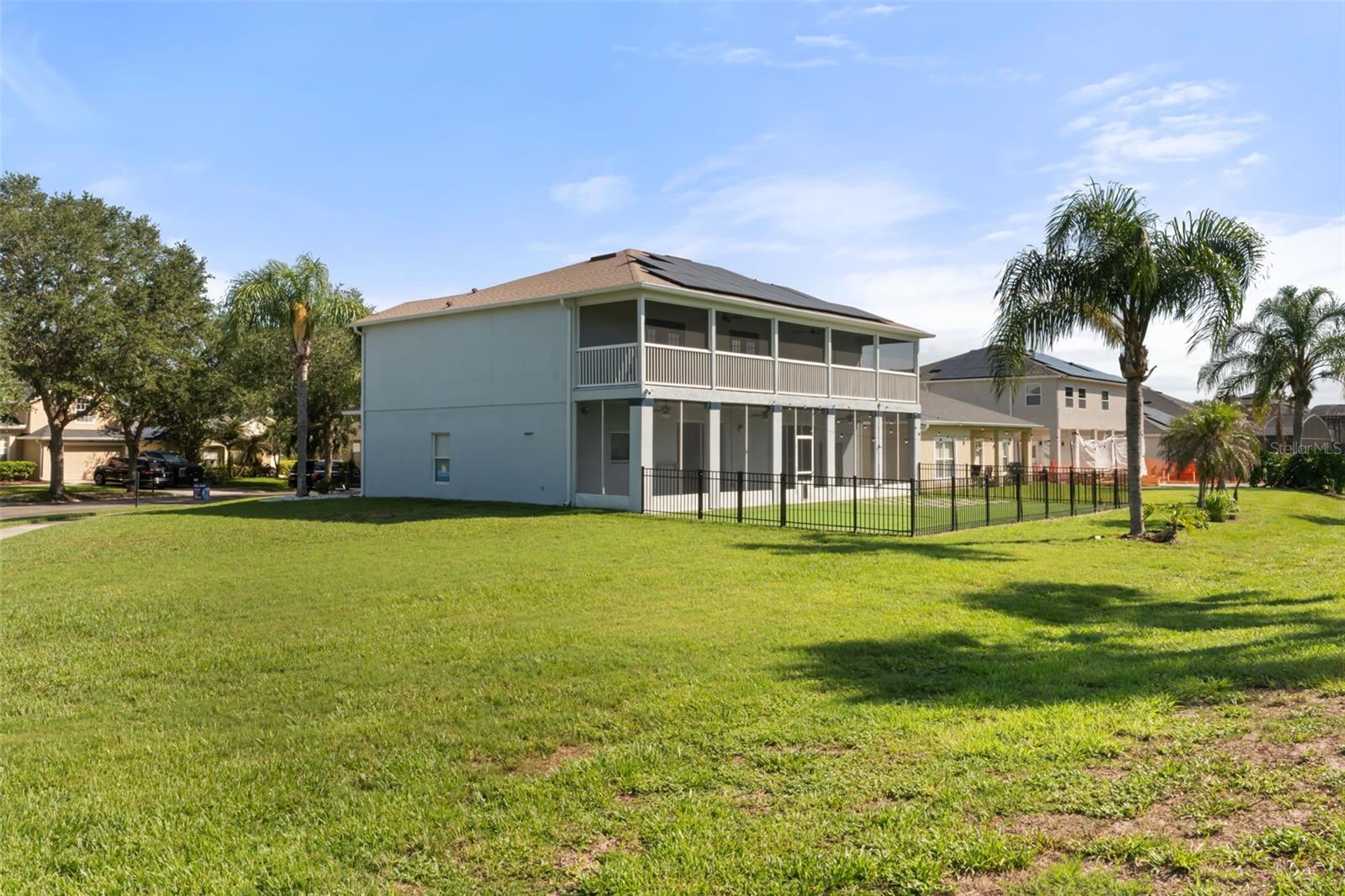 STONEYBROOK WEST - Residential