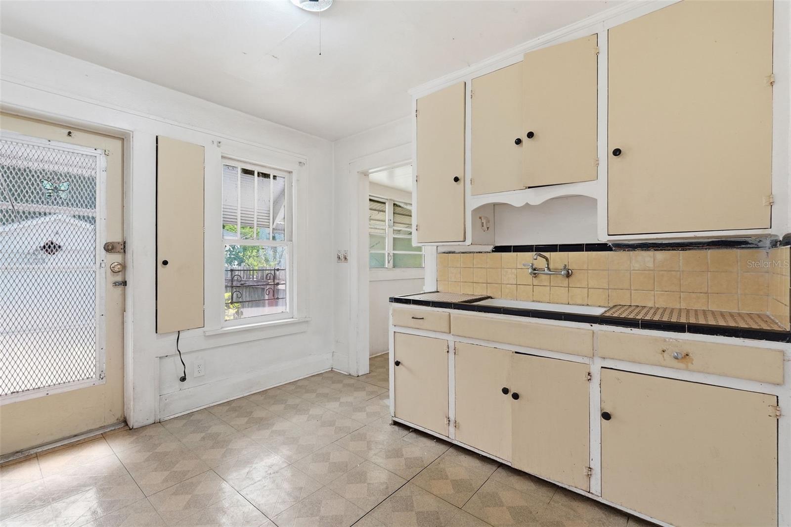 CRESENT LAKE TERRACE - Residential