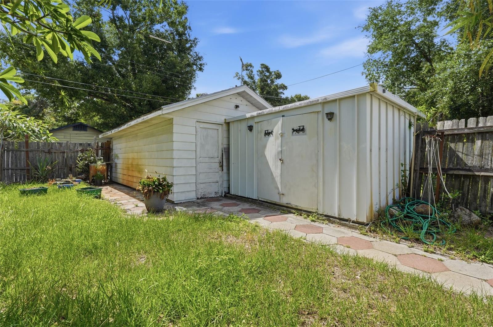 CRESENT LAKE TERRACE - Residential