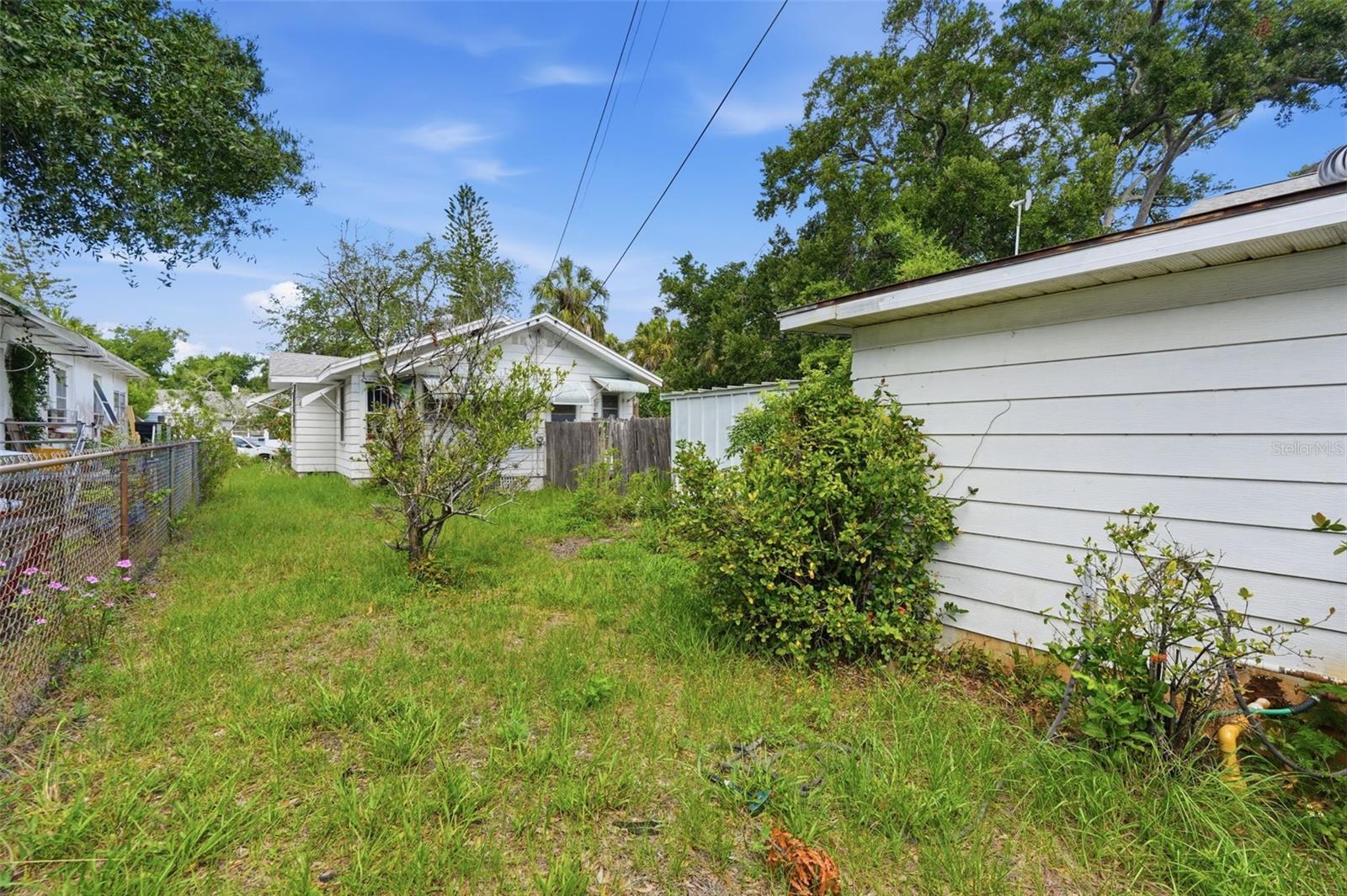 CRESENT LAKE TERRACE - Residential