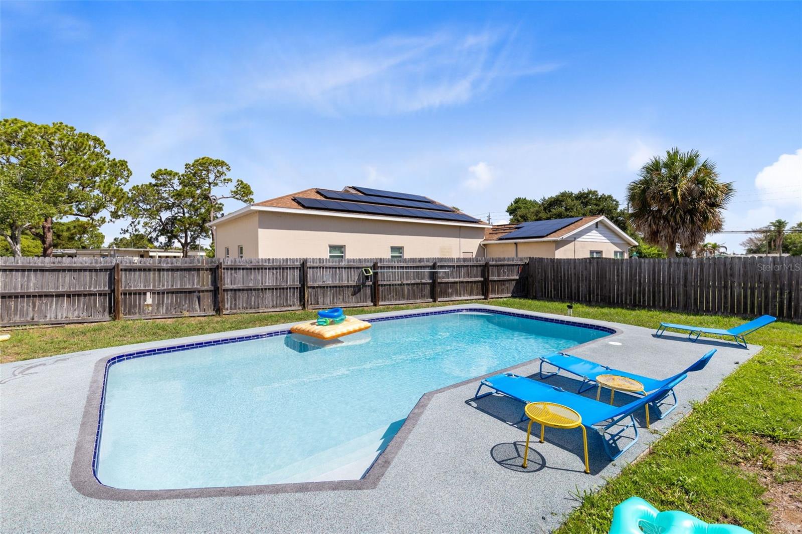 GARDEN PARK REP - Residential