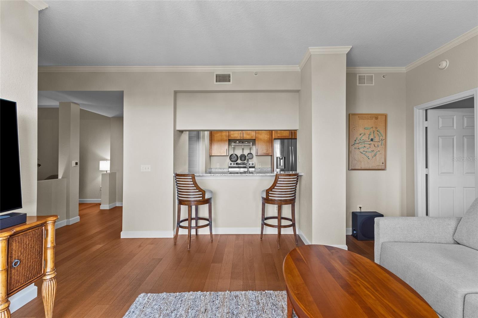 BROADWAY PROMENADE - Residential