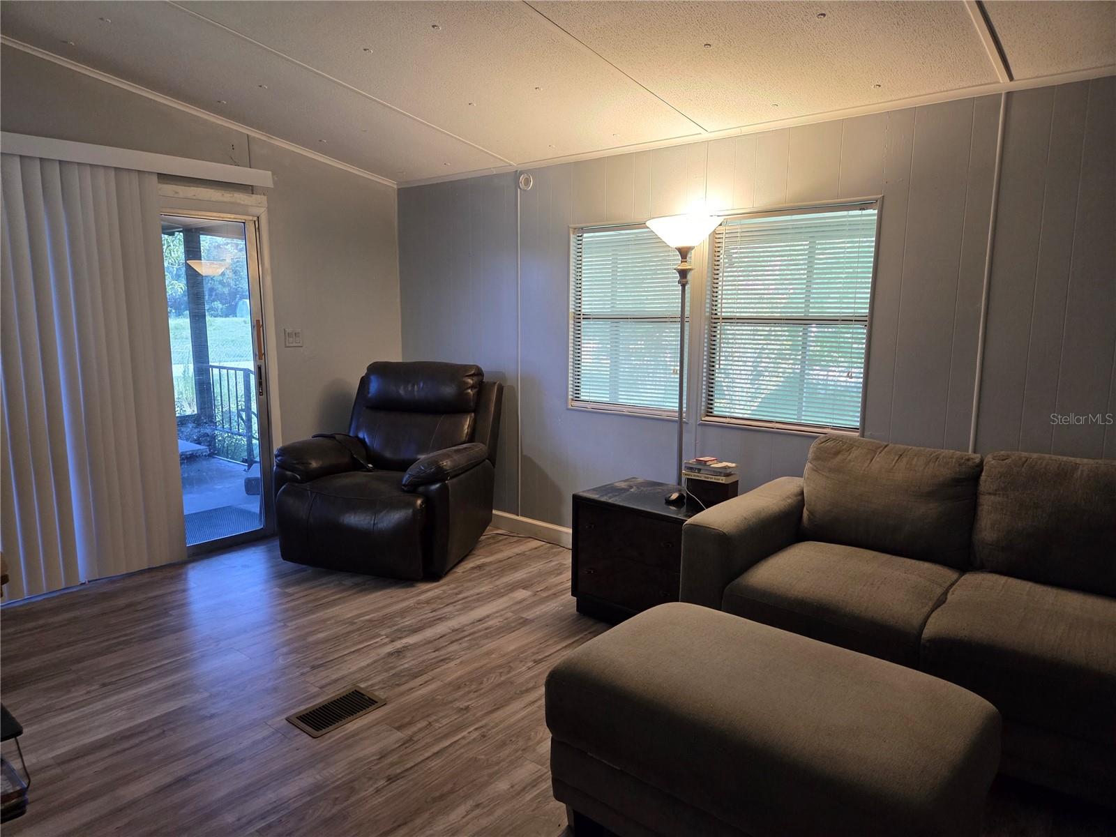 FOX RIDGE - Residential